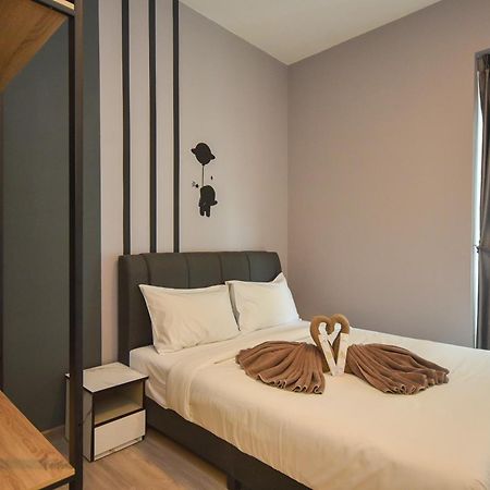 Midvalley Southkey Mosaic Suite By Nest Home جوهر بهرو المظهر الخارجي الصورة